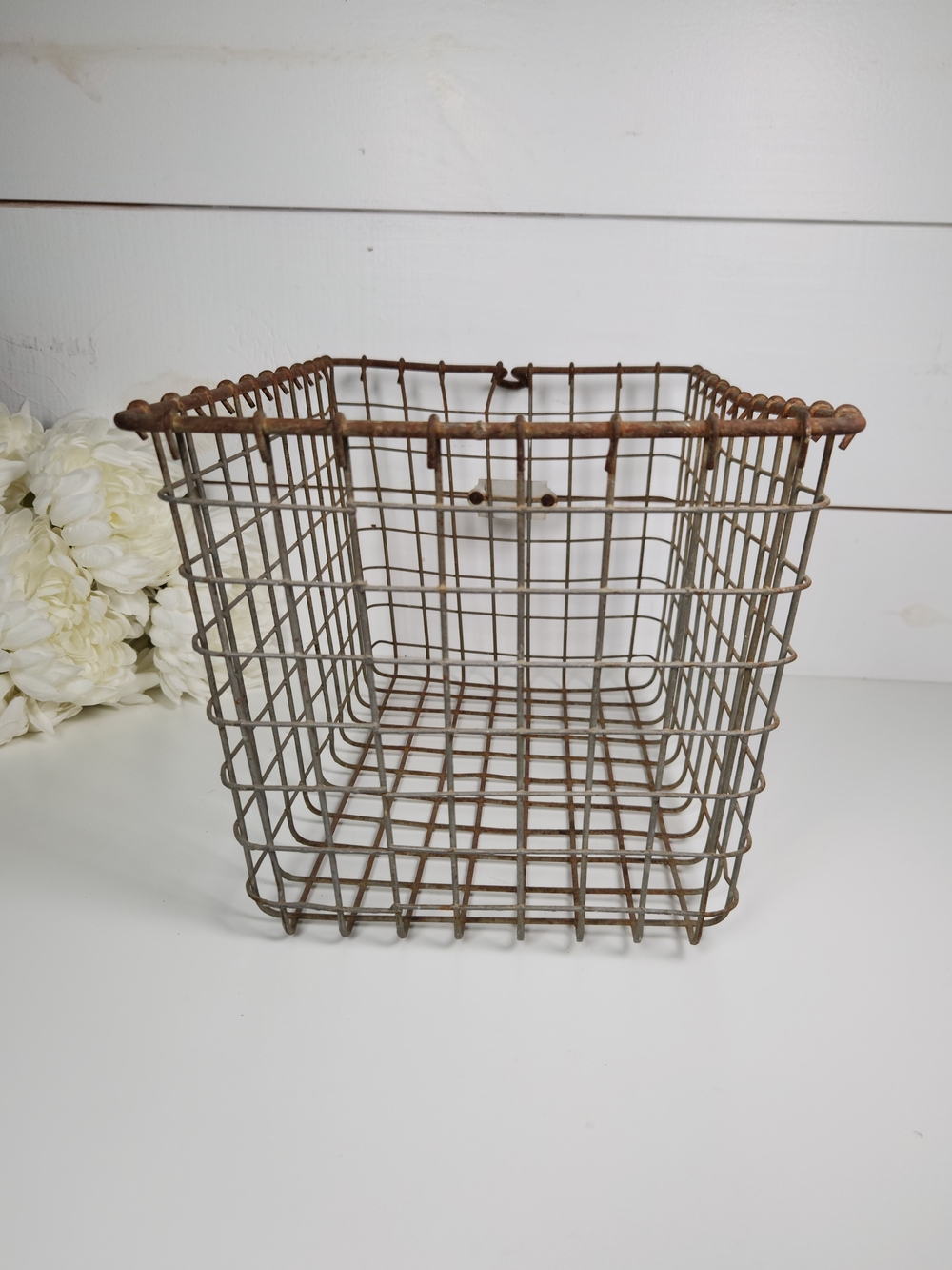 Vintage Locker Room Metal Wire Basket #277 | Rusty Metal Industrial Bin | Rustic - Picture 4 of 9